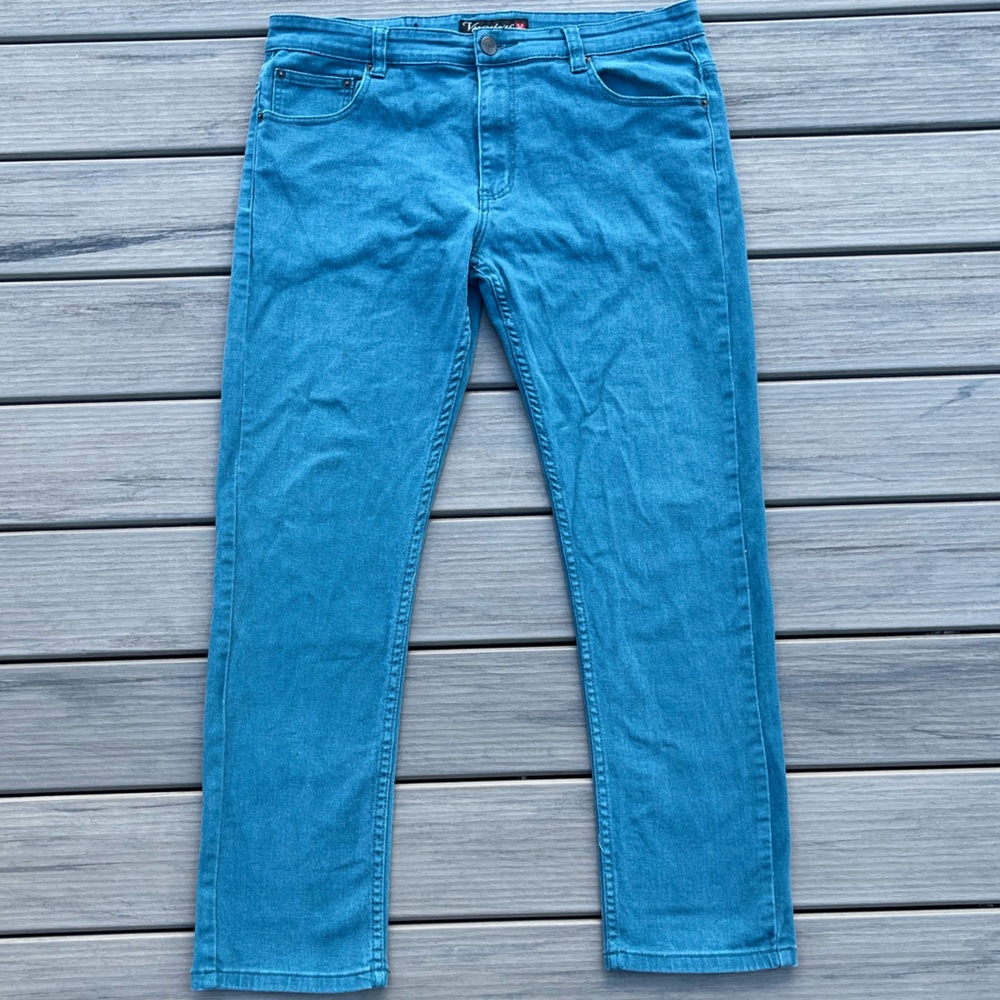 Victorious; Classic Straight Leg; Cerulean Blue Jeans; Minor Wear; W38 L32